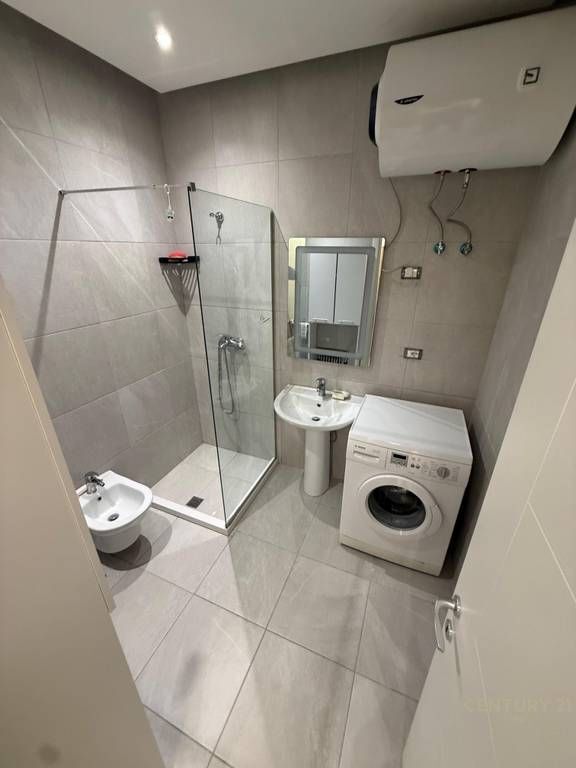 Apartment of typology 2+1+2 for sale in the “Darling” complex, Ali Dem! 167,000 € Total area 93m2