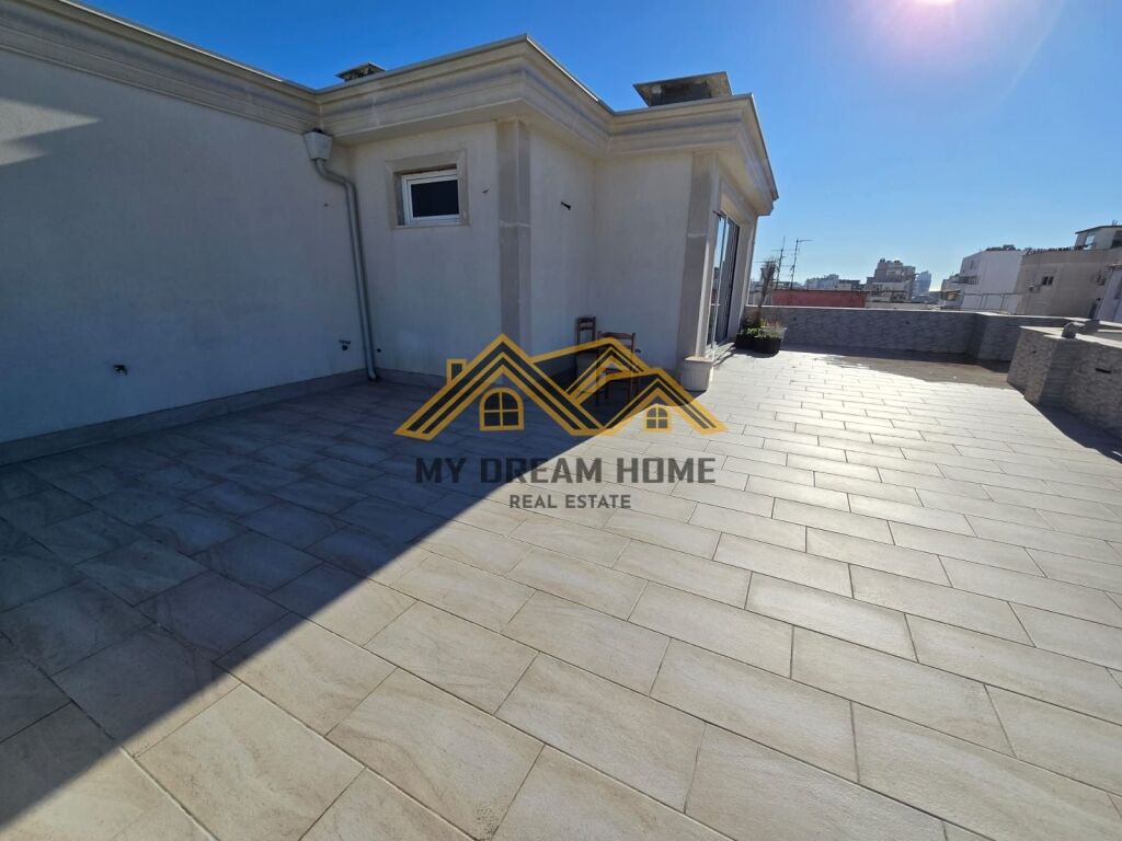 Apartament ne Shitje tek ish Rajoni i policis, Durrës !