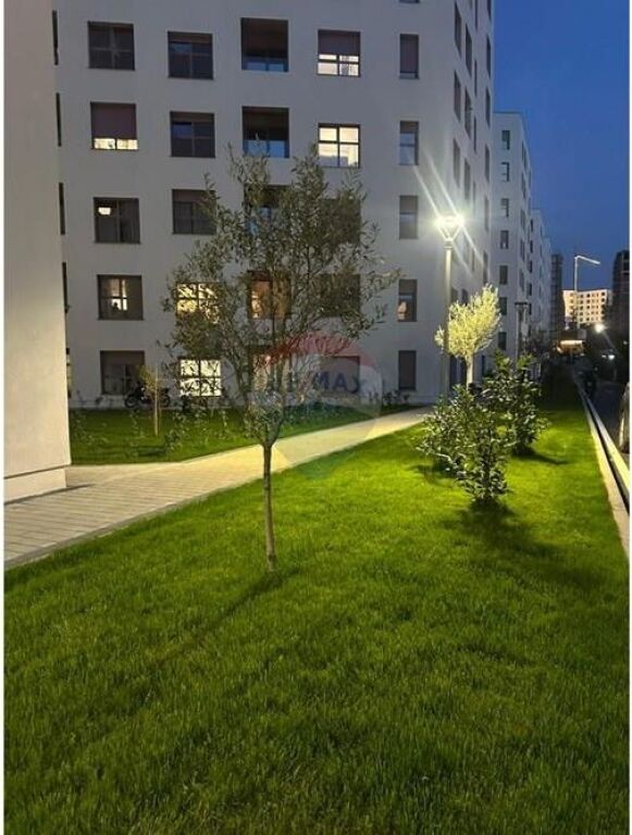 Apartment - For Rent - Mangalem Complex, Tirana 500 €