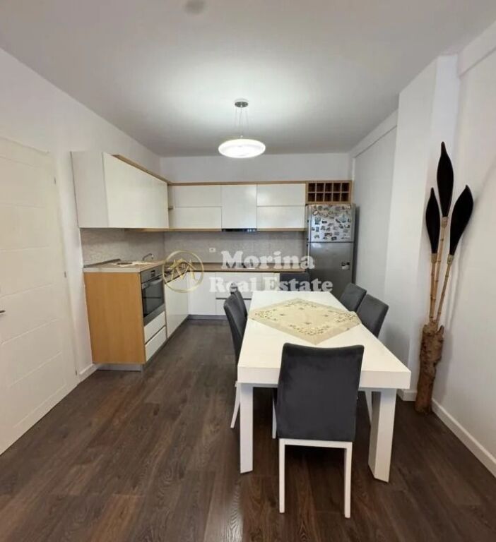 Qera | Apartament 2 + 1 | Astir | 600 €/muaj