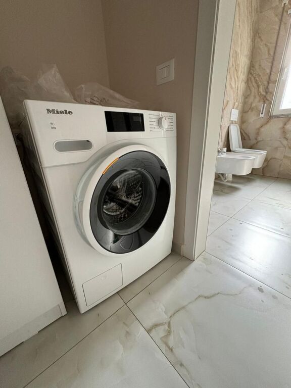 Apartament me qera - Astir, Vila L2