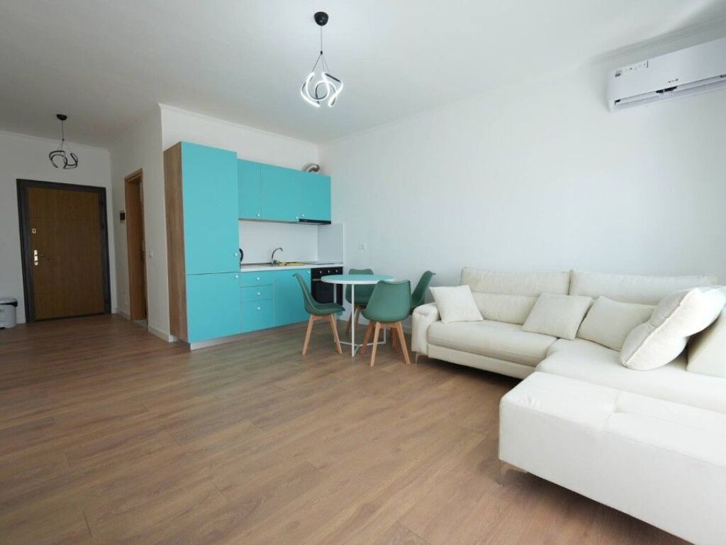 AFFITTASI SUPER APPARTAMENTO 1+1 CON VISTA MARE SULLA SPIAGGIA DI DURRES