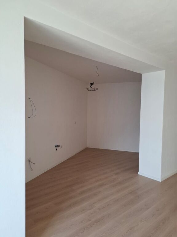 SHITET APARTAMENT 2+1 FUSHA E AVIACIONIT 176.000 EURO