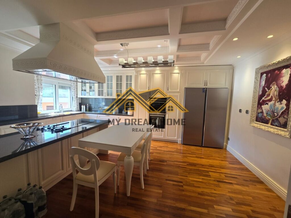 LUXURY APARTAMENT VOLLGA DURRES