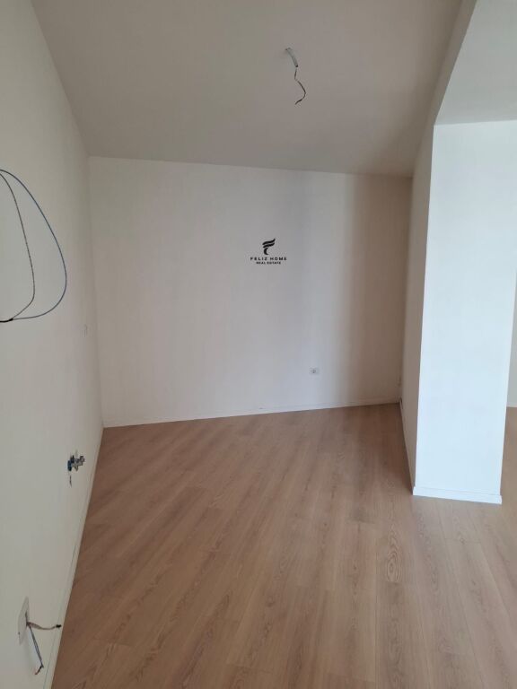 SHITET APARTAMENT 2+1 FUSHA E AVIACIONIT 176.000 EURO