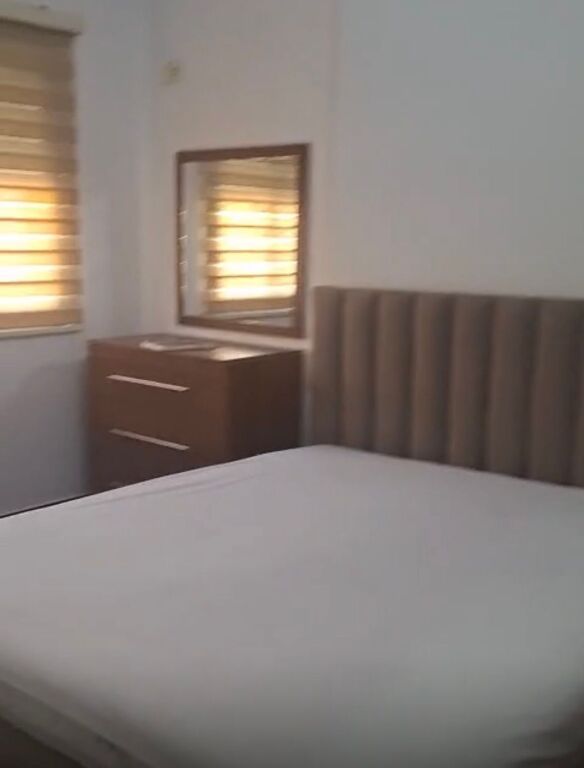 Jepet Me Qera Apartament 1+1+1 Ballkon