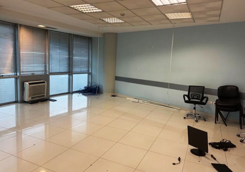 Zyra me qera tek Selvia (ID BZ2571) Tirane