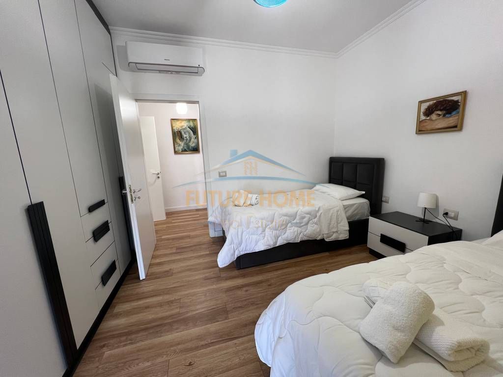 Rent, Apartment 2+1+2, Qemal Stafa Street, Tirana.