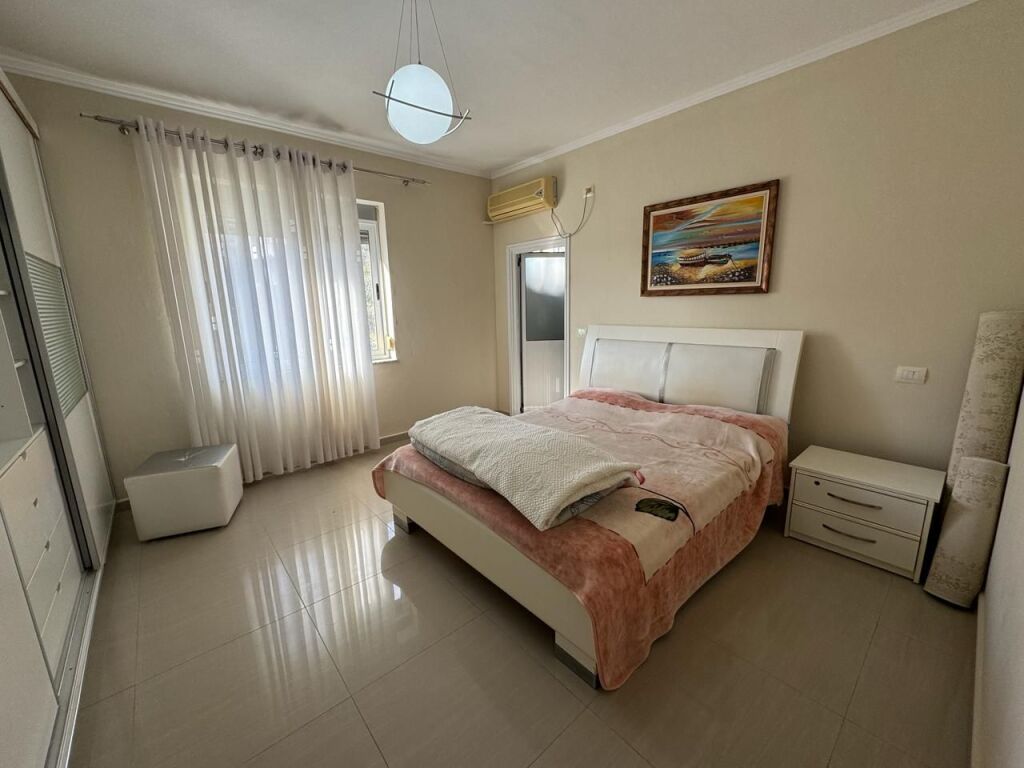 Jepet Shtepi Private me qera 3+1+2