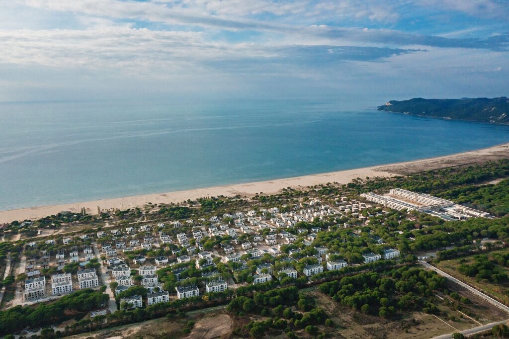 Shitet Vilë Super Lluksoze në San Pietro