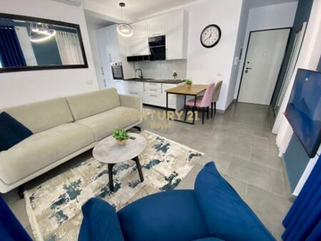 Super apartament 1+1 me qira tek 21- SHI!