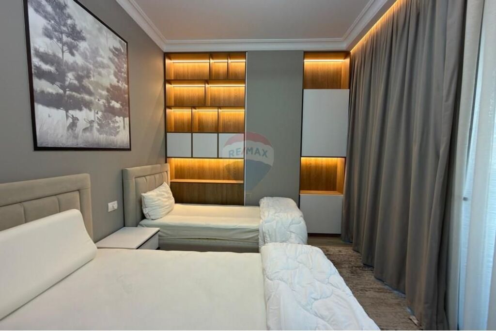 Apartment 2+1 for rent Barrikadave St.