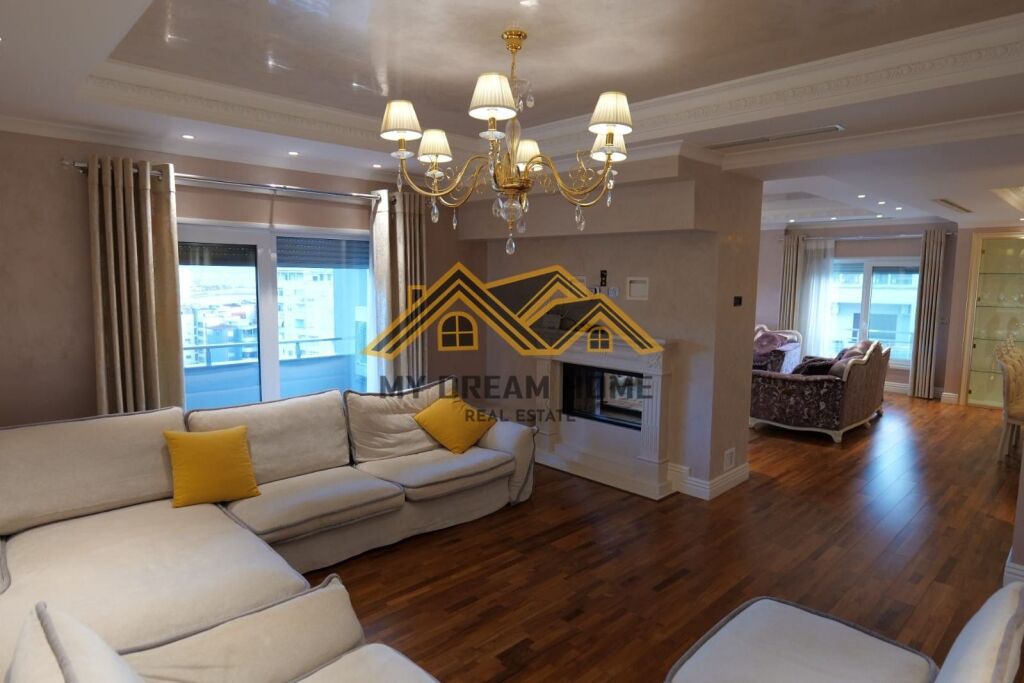 LUXURY APARTAMENT VOLLGA DURRES