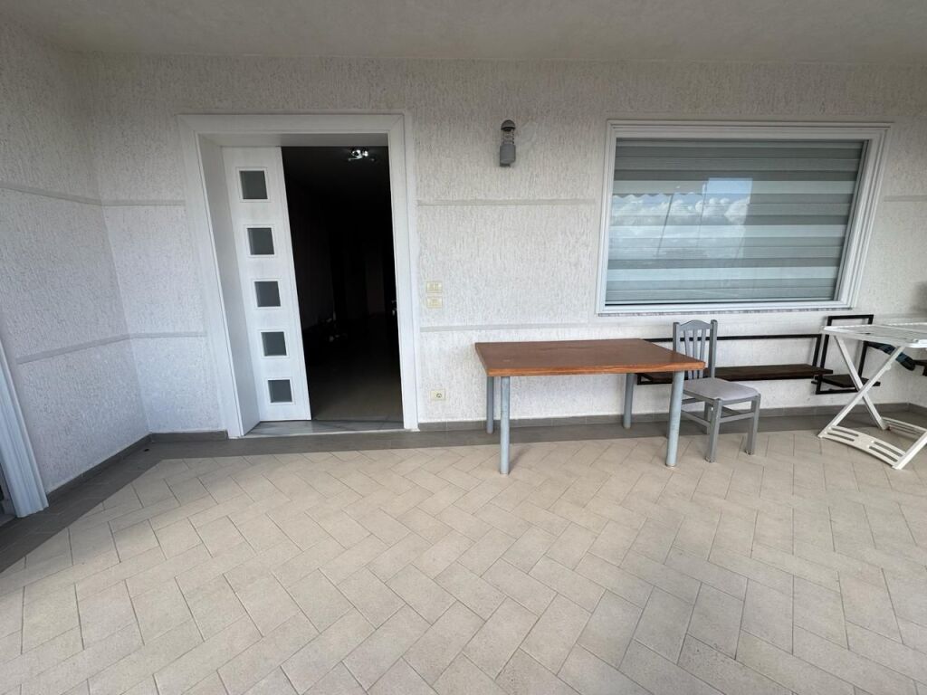 Jepet Shtepi Private me qera 3+1+2