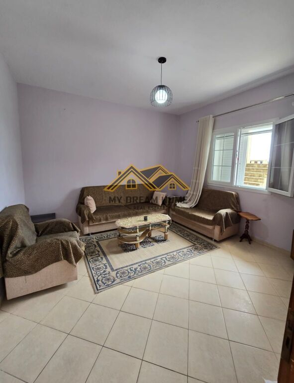 SHITET SHTEPI PRIVATE ZONA SPITALLES DURRES!