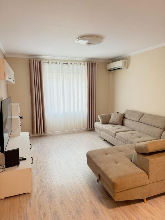 🏠 Jepet me qera apartament ekskluziv  2+1 në 💟 të Tiranës