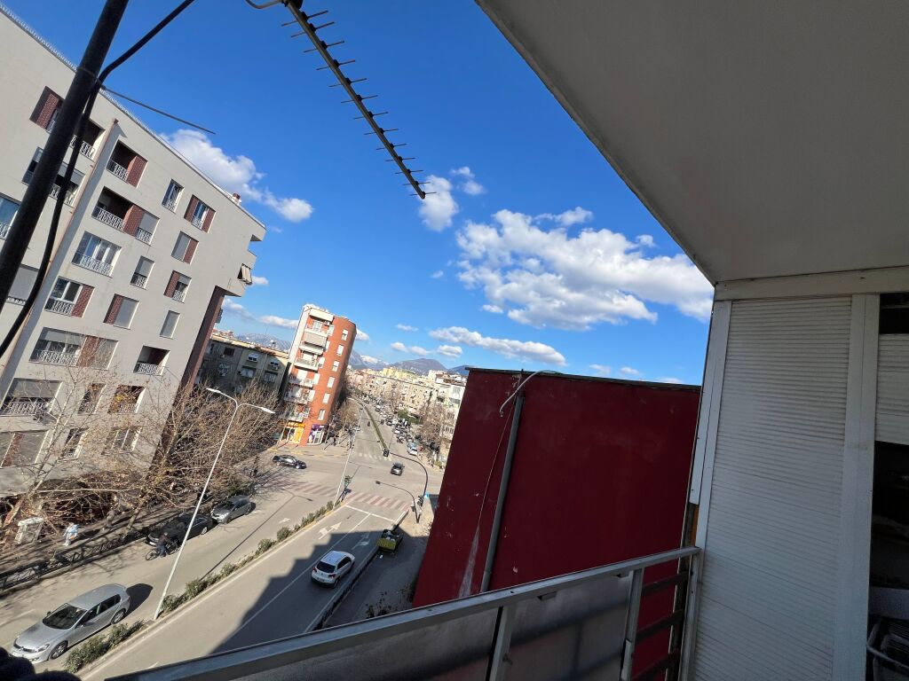 Former electric market. Rent. 2+1