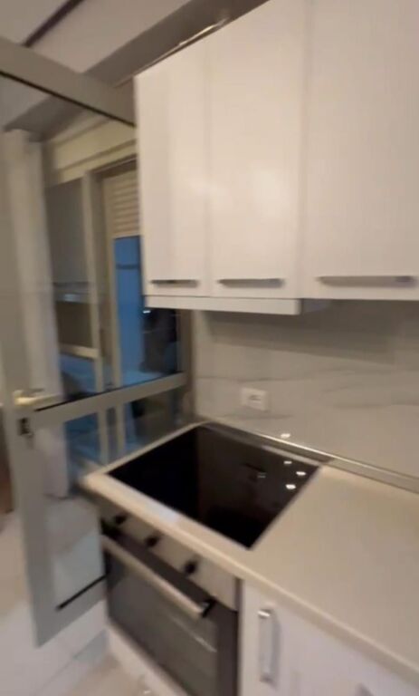 Affittasi appartamento 1+1 in Via Kavajes vicino al Complesso Deliorgj