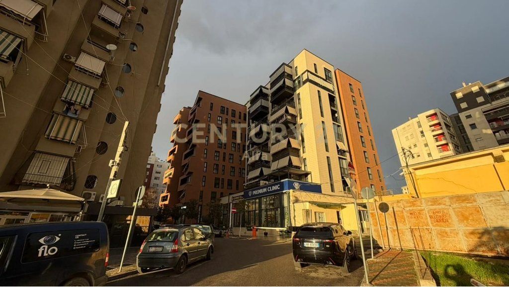 Apartment 3+1+2 for sale at Kosovarve Street