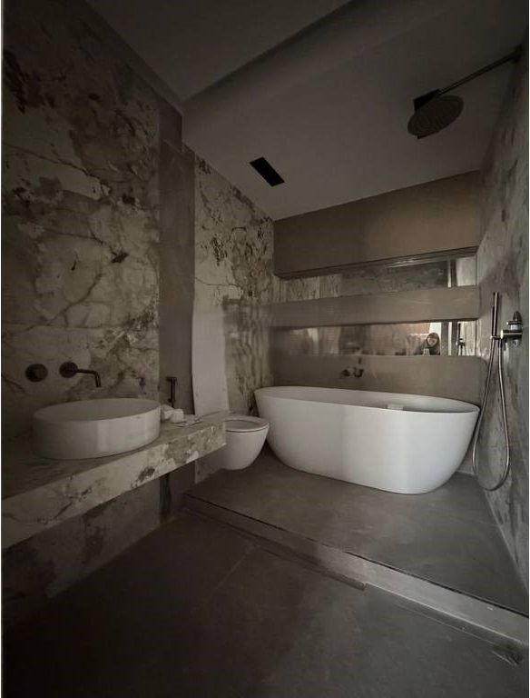 Shesim apartament 3+1+2! 210,000 € ne Astir.