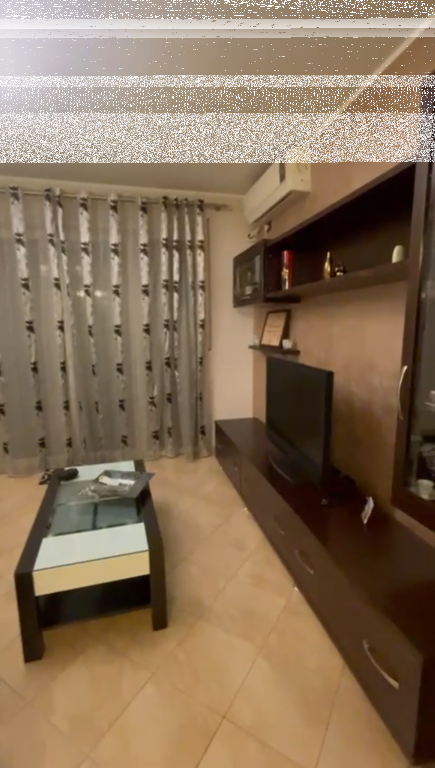 Appartamento 2+1, Xhamllik!