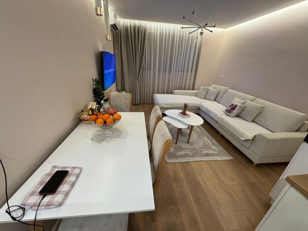 Okazion, apartament per shitje ne Fresk