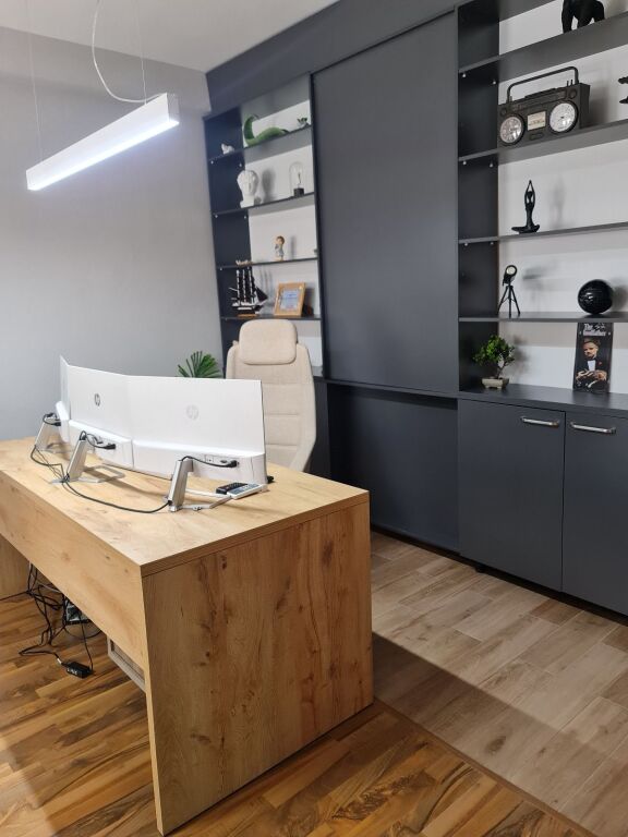 Apartament/zyra( 4+1),Frosina Plaku!