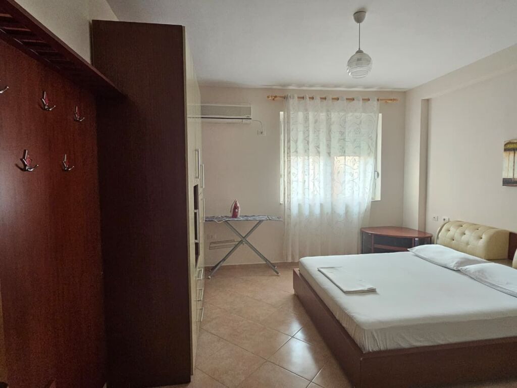 Apartament me qira Vlore afer plazhit + garazh privat