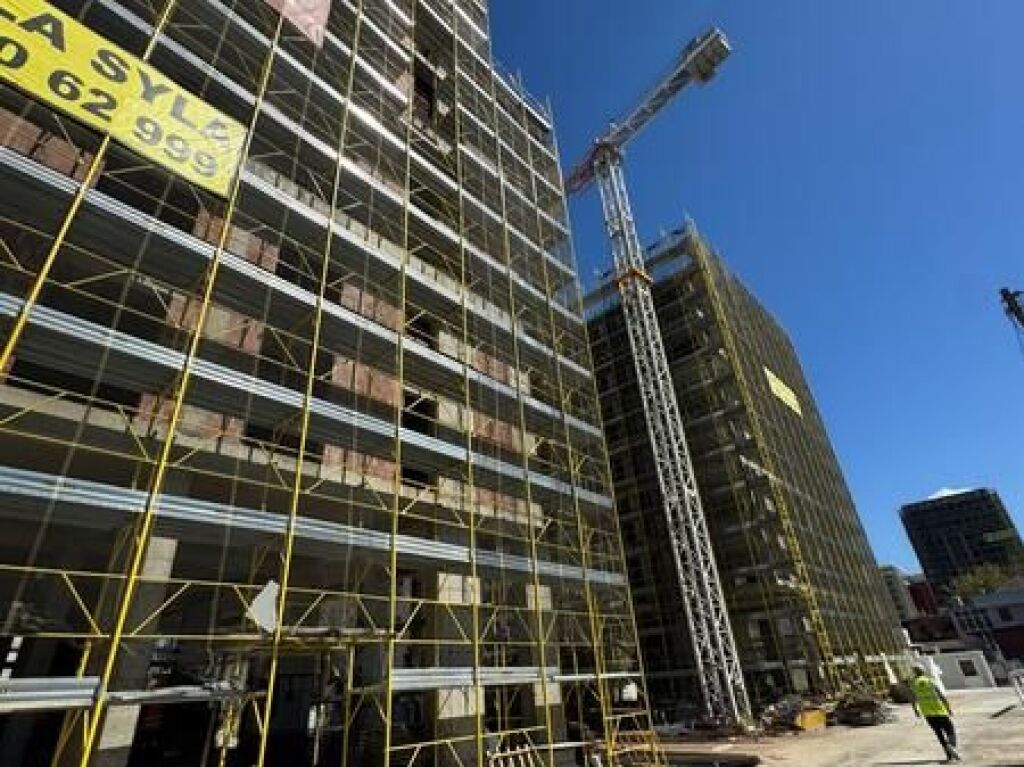 Shitet, Apartament 2+1, Tirana Entry 3, Casa Italia