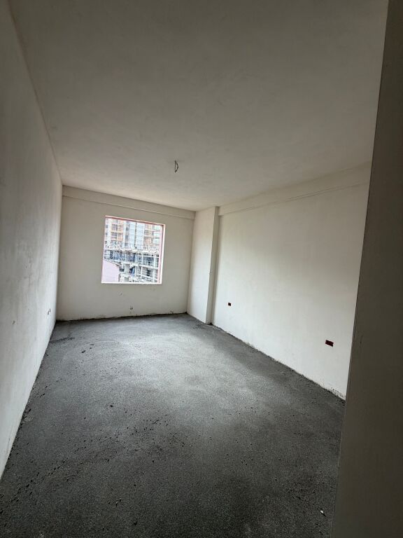 Apartament 2+1 Okazion Në Shitje në Paskuqan