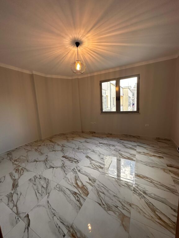 Appartamento 2+1 in Vendita Astir