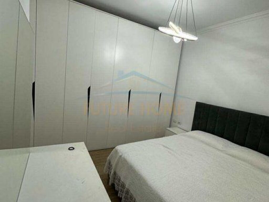 Shitet , Apartament 3+1+2 , Tek Oasis Residence , Unaza e Re