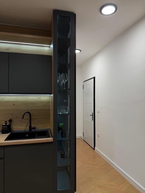 Apartament 1+1, Kopshti Zologjik!