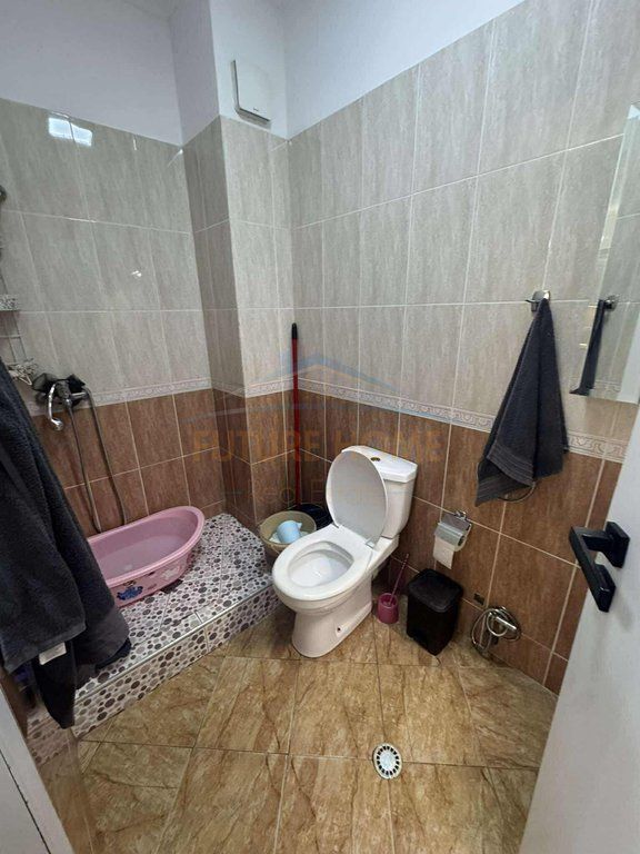 Shitet , Apartament 1+1, Unaza e Re.