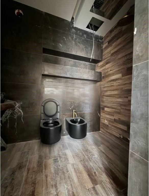 Shesim apartament 3+1+2! 210,000 € ne Astir.