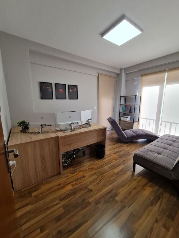 Apartament/zyra( 4+1),Frosina Plaku!