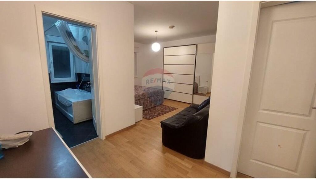 APPARTAMENTO 2+1 CON VERANDA E POSTO AUTO SAUK Touch of the Sun Tirane !