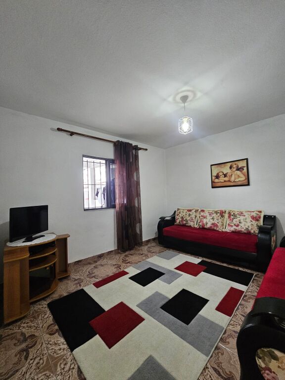 🏠 Shtepi private : 1+1+guzhinë më vete (450 euro/ Muaj)* 📍 *Jordan Misja - mes Don Boskos &amp; Blv te Ri* - e mobiluar totalisht  -Sip Totale : 70 m2