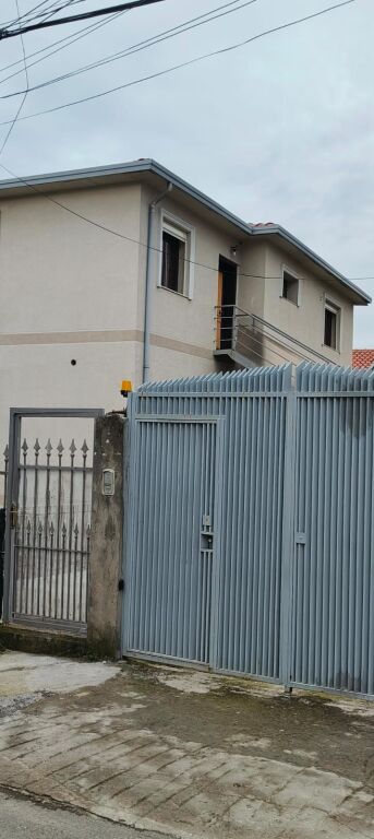 🏠In Affitto 3+1 +2Balconi + 2Bagni +🚗 Parcheggio. Terzo Piano Di Una Villa Privata, Città Studenti Tirana ALBANIA 🔥👇