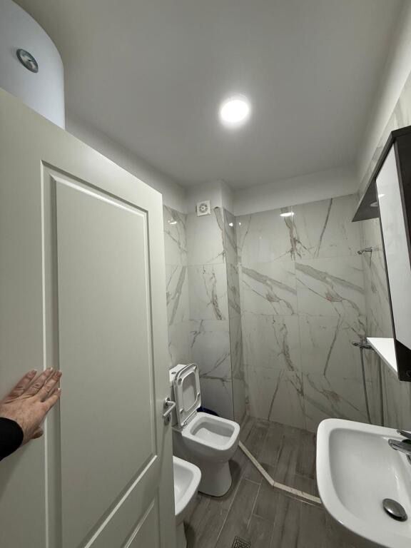 Affittasi Appartamento 1+1+1 Balcone