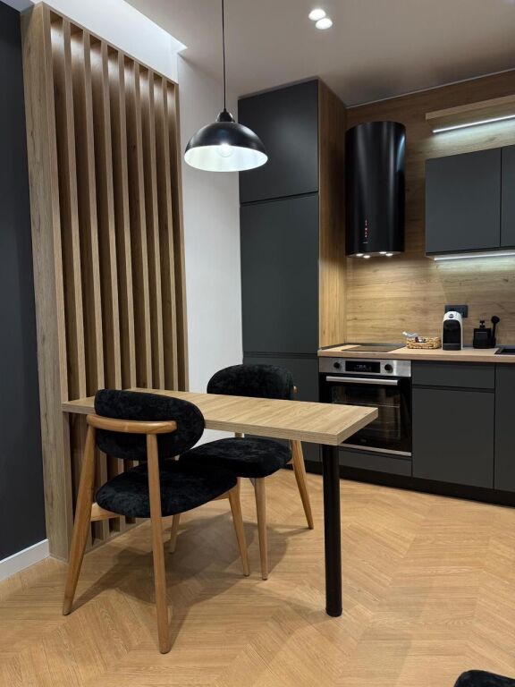 Apartament 1+1, Kopshti Zologjik!