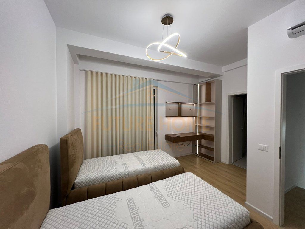 Qira, Vilë 3-kateshe, Aba Residence, Sauk, Tirane