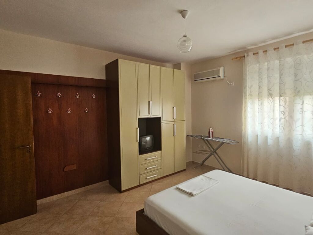 Apartament me qira Vlore afer plazhit + garazh privat
