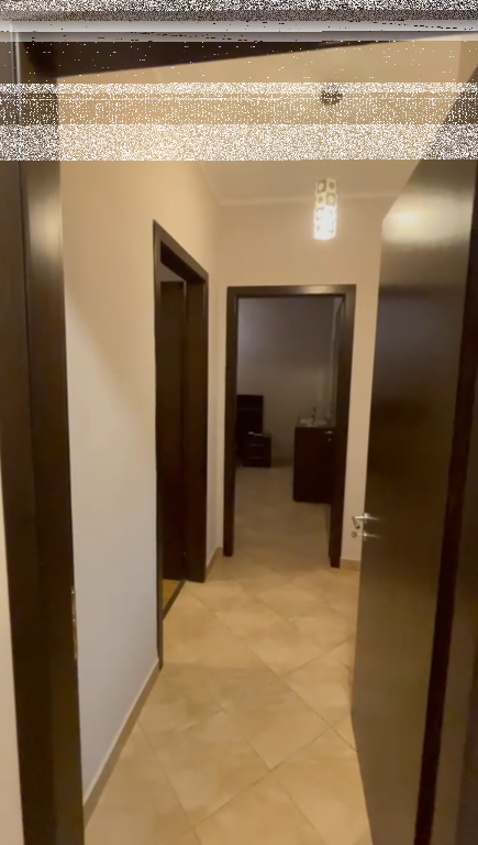 Appartamento 2+1, Xhamllik!