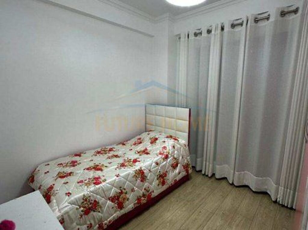 Shitet , Apartament 3+1+2 , Tek Oasis Residence , Unaza e Re