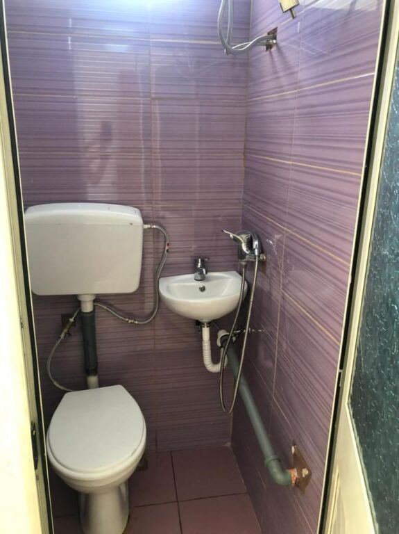 🏪 Dyqan / Ambient Banimi për Shitje pranë Universitetit Bujqësor të Tiranës