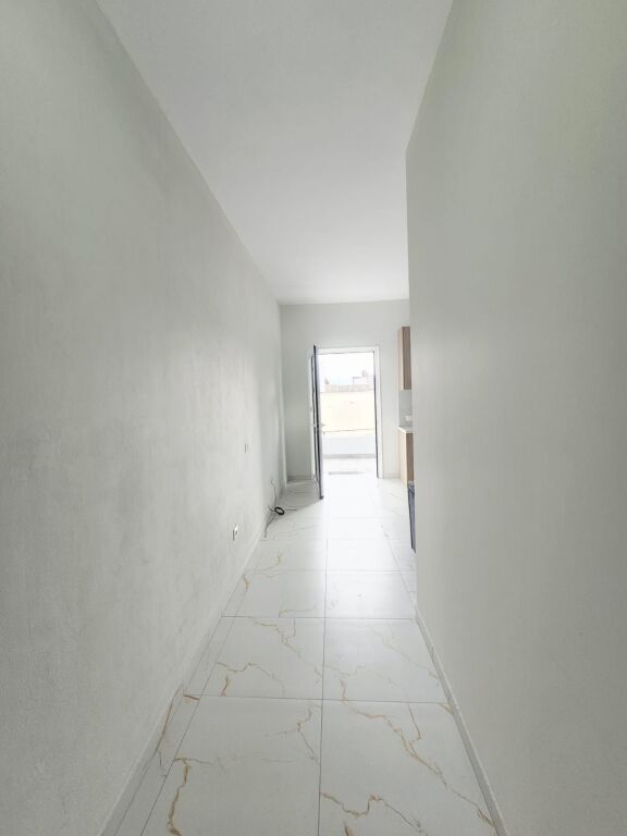 JEPET ME QERA APARTAMENT 2+1 NE ISH KENETE