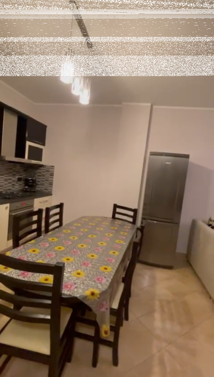 Appartamento 2+1, Xhamllik!