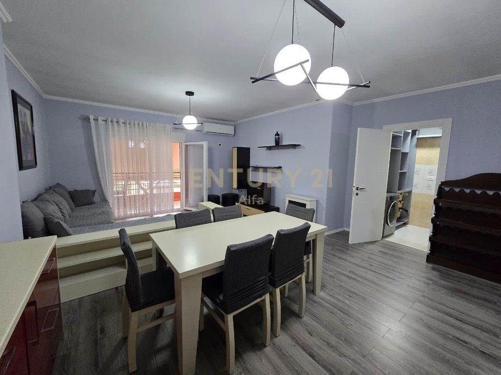 Apartament 2+1+2 me Qira
