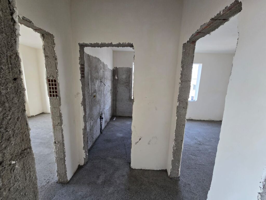 🏢 APARTAMENT 2+1 PËR SHITJE – PLAZH, DURRËS (RROTA E KUQE)